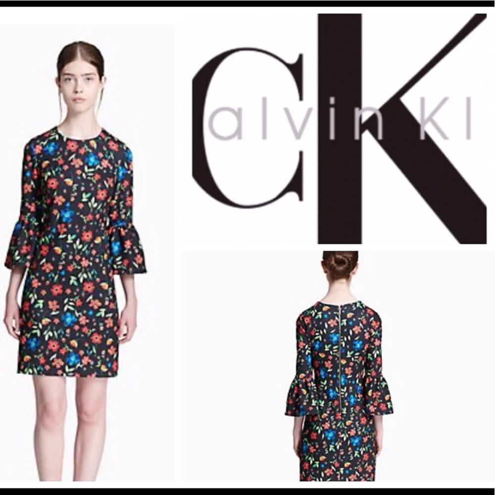 🌺Calvin Klein Floral Print 3/4 bell sleeves